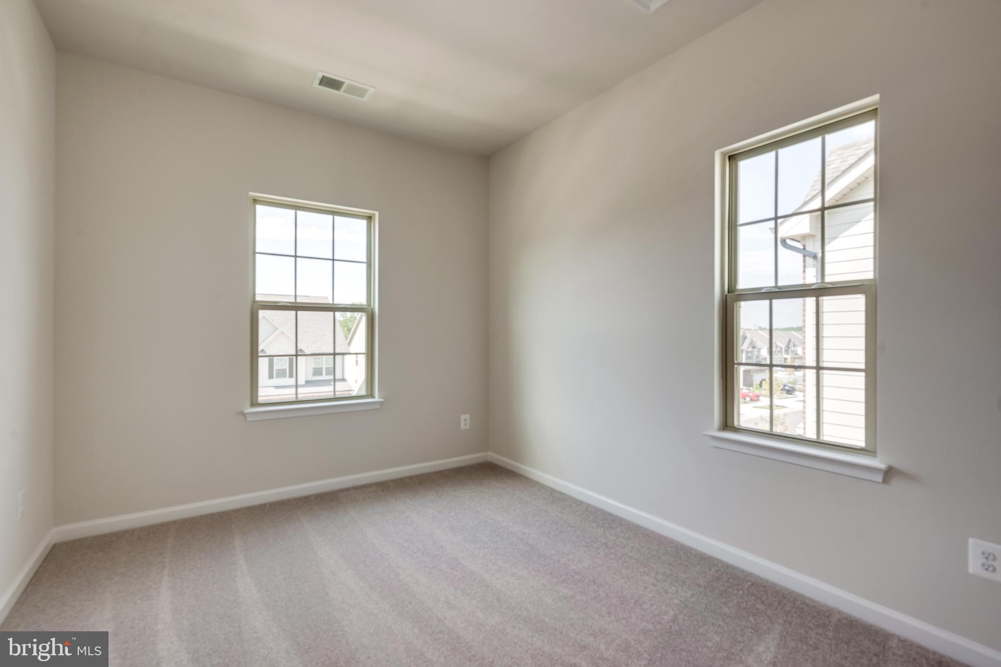 18187 Red Mulberry Road Dumfries, VA 22026 - Photo 15 of 37 Gallery Image 15