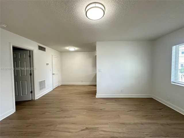 $1,995 | 110 Northeast 19th Avenue, Unit 14, Deerfield Beach, FL 33441