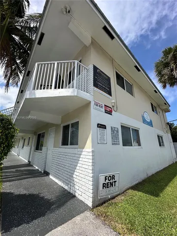 $1,995 | 110 Northeast 19th Avenue, Unit 14, Deerfield Beach, FL 33441