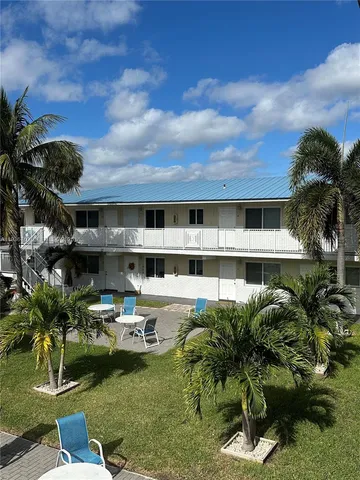 $1,995 | 110 Northeast 19th Avenue, Unit 14, Deerfield Beach, FL 33441