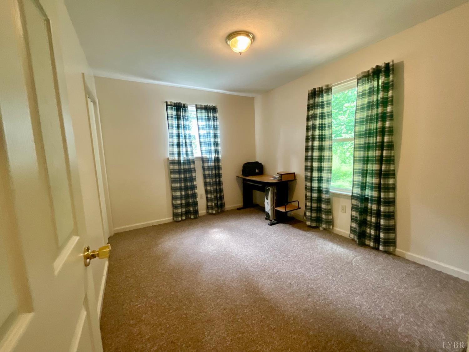 296 Hawks Nest Road Monroe, VA 24574 - Photo 11 of 26 Gallery Image 11