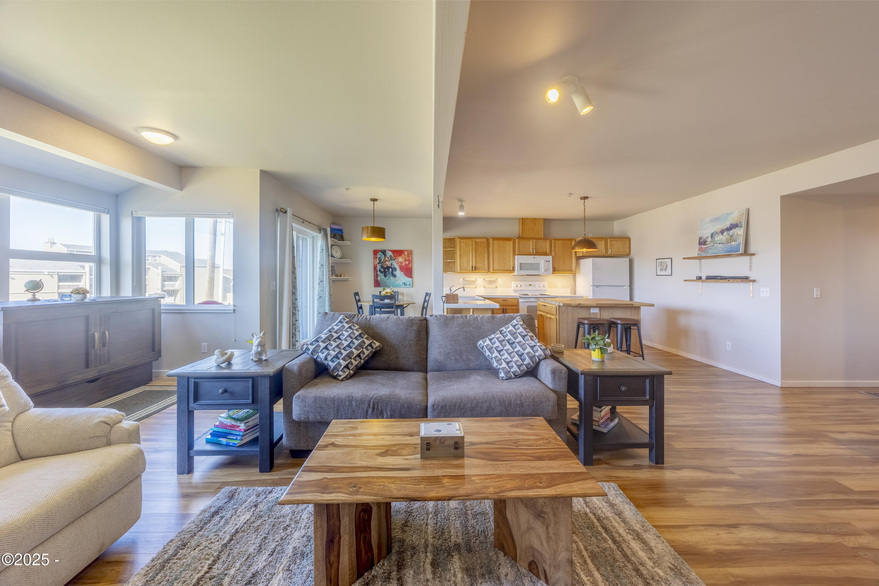 720 Southwest 6th Street, Unit R107 Newport, OR 97365 - Photo 5 of 25 Living to Kitchen