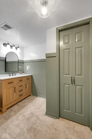 $189,900 | 1710 Charlestown New Albany Road, Unit 43, Jeffersonville, IN 47130