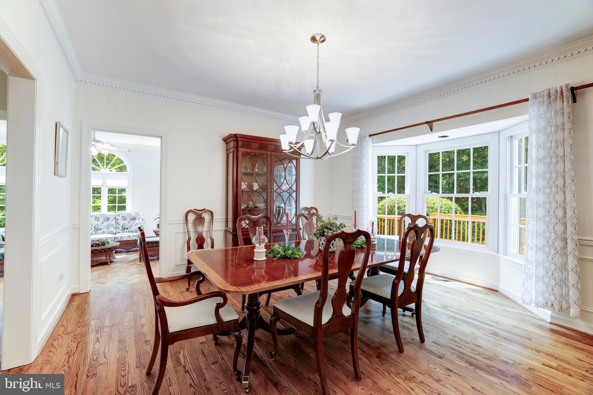 5501 West Ridge View Drive Fairfax, VA 22030 - Photo 17 of 83