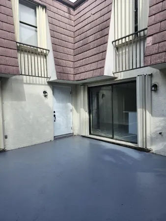 $2,650 | 7519 Courtyard Run East, Boca Raton, FL 33433