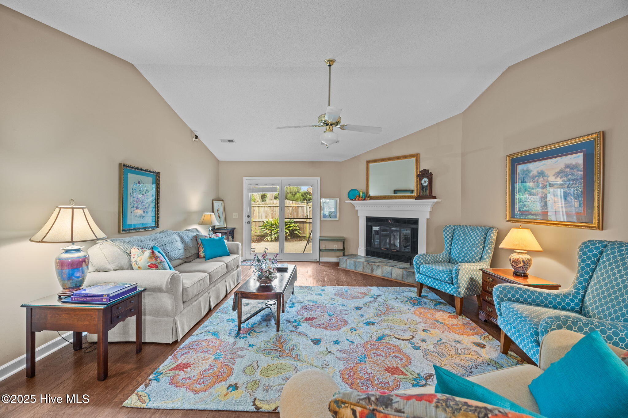 2015 Quail Ridge Road, Unit F Greenville, NC 27858 - Photo 20 of 34 21-web-or-mls-BLS_0054