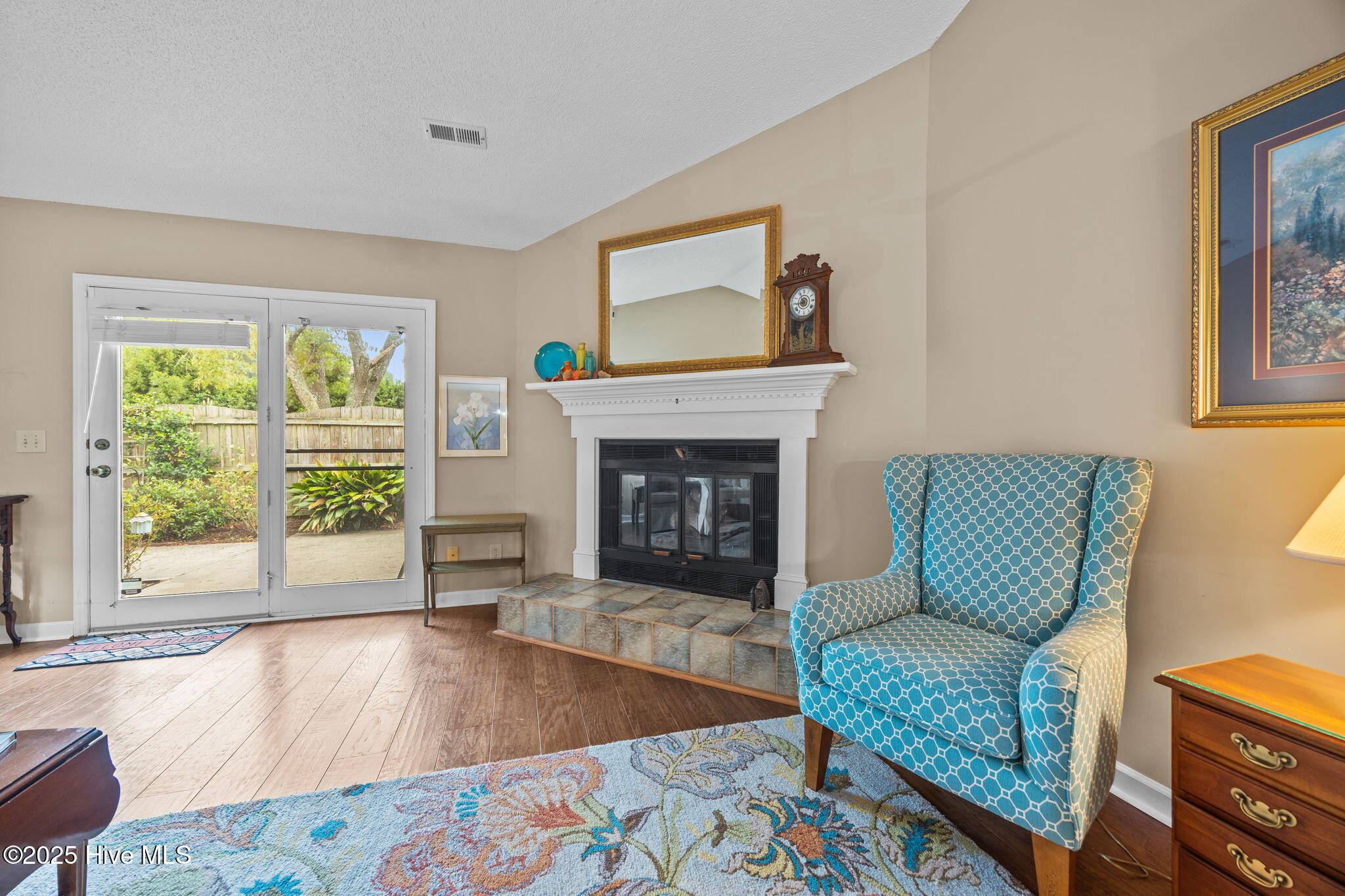 2015 Quail Ridge Road, Unit F Greenville, NC 27858 - Photo 21 of 34 22-web-or-mls-BLS_0057
