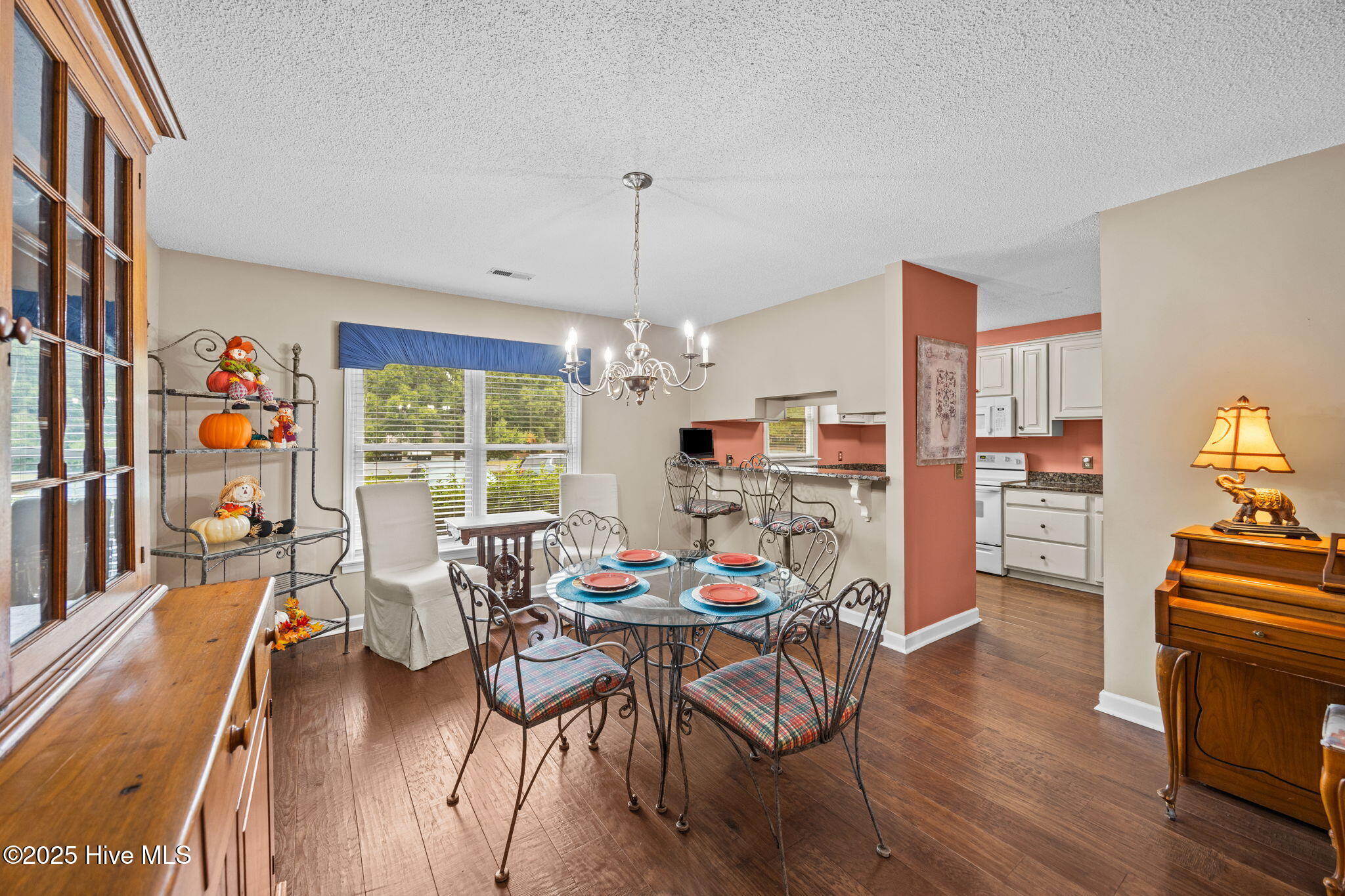 2015 Quail Ridge Road, Unit F Greenville, NC 27858 - Photo 24 of 34 25-web-or-mls-BLS_0066