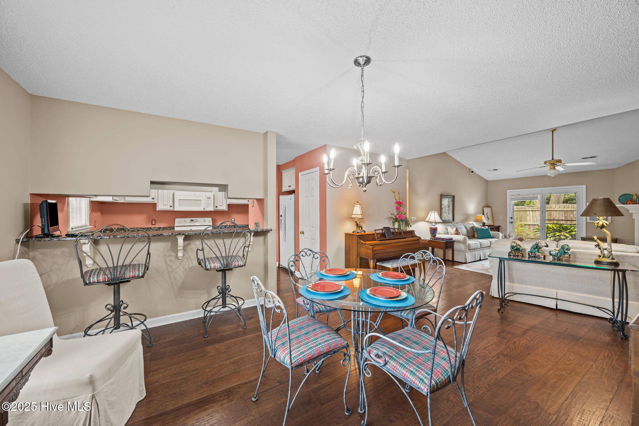 2015 Quail Ridge Road, Unit F Greenville, NC 27858 - Photo 25 of 34 26-web-or-mls-BLS_0069