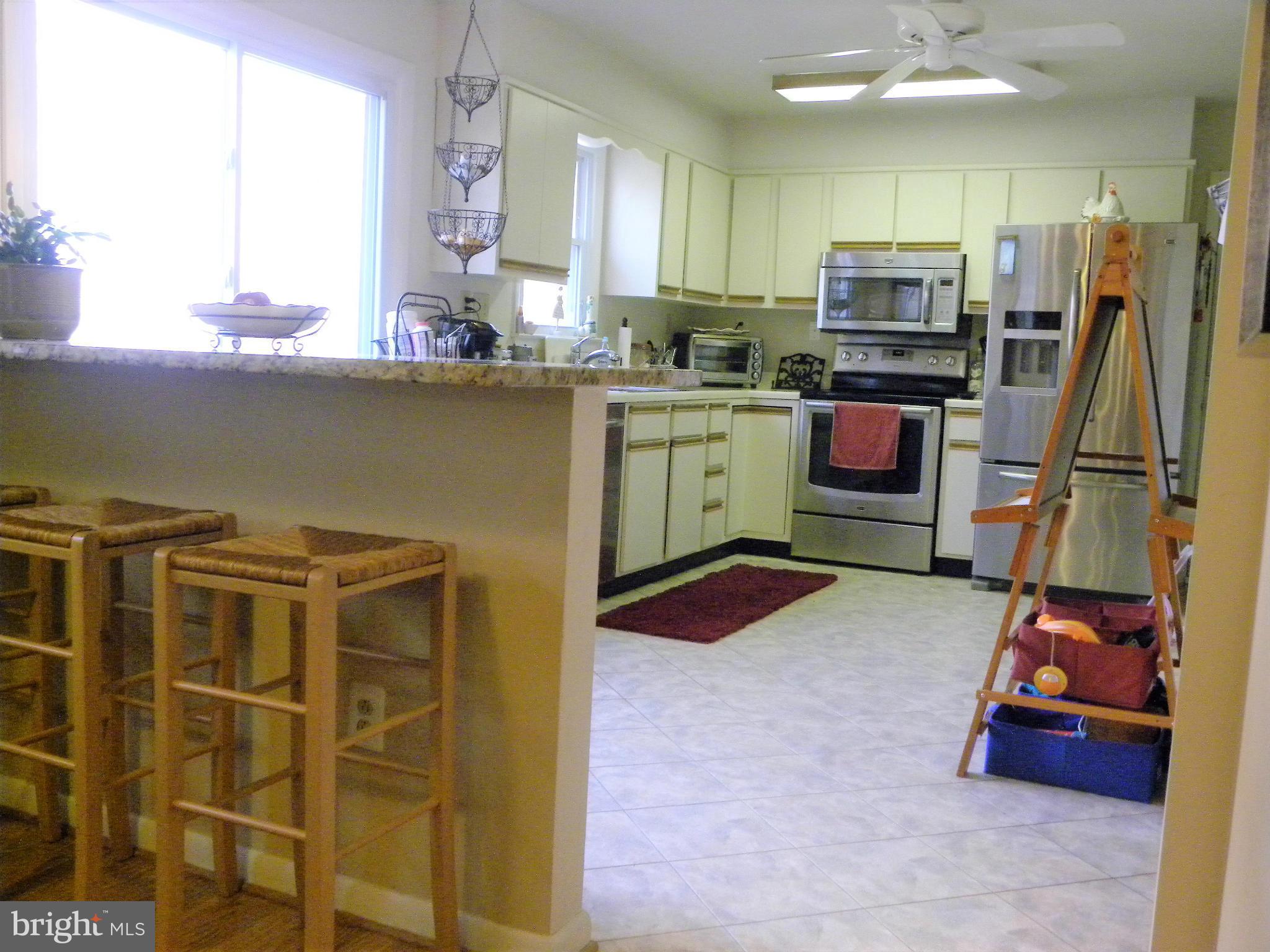 6502 Shamrock Road Manassas, VA 20112 - Photo 11 of 30 Kitchen
