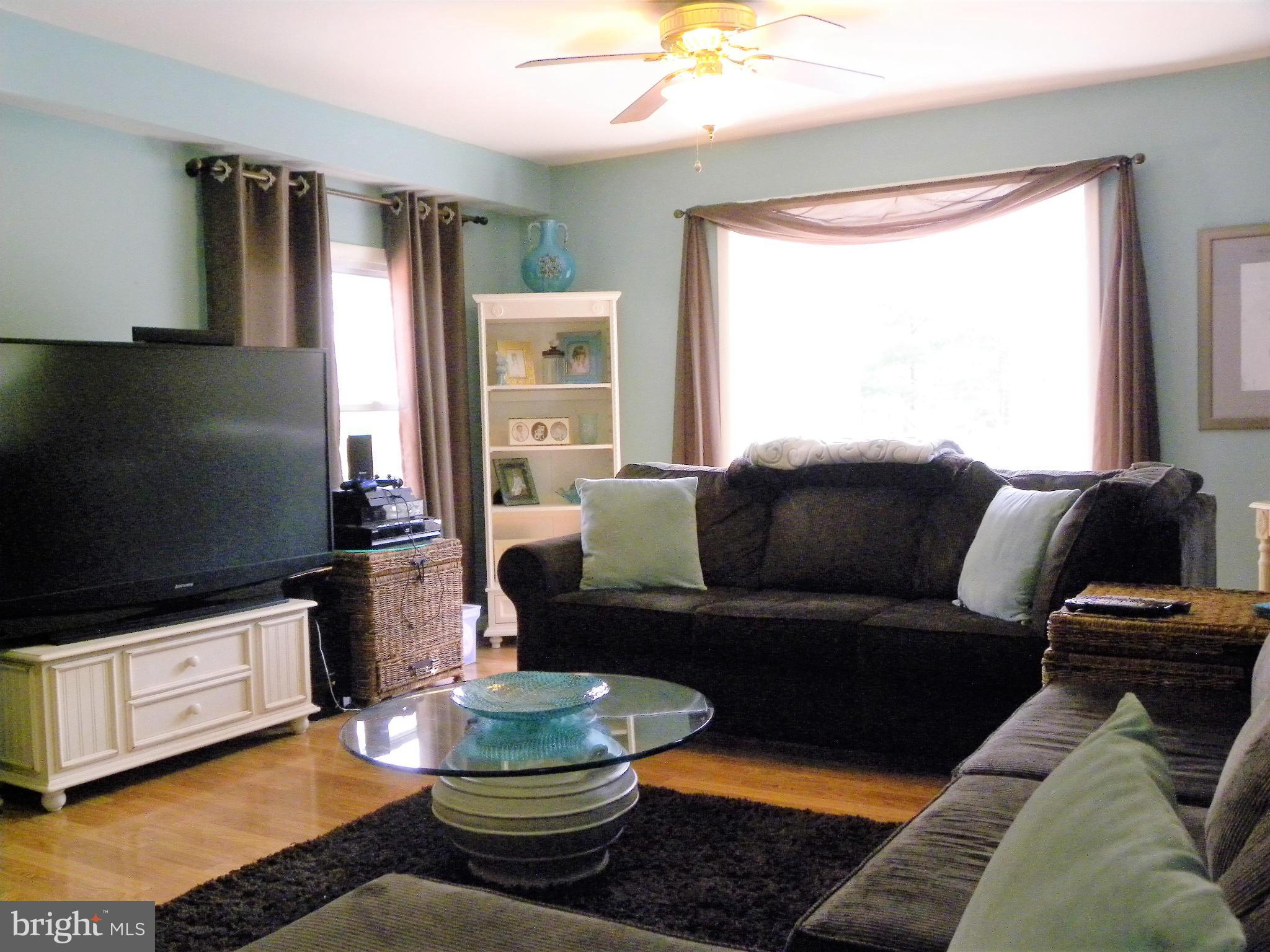 6502 Shamrock Road Manassas, VA 20112 - Photo 14 of 30 Family Room