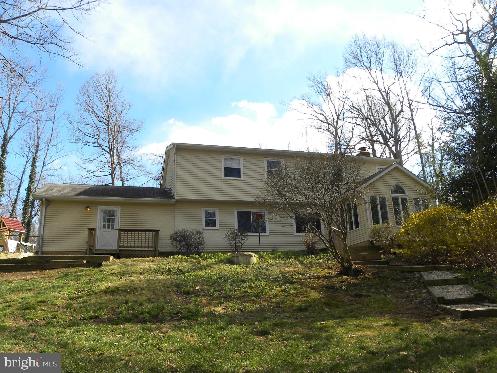 6502 Shamrock Road Manassas, VA 20112 - Photo 29 of 30 Exterior (Rear)