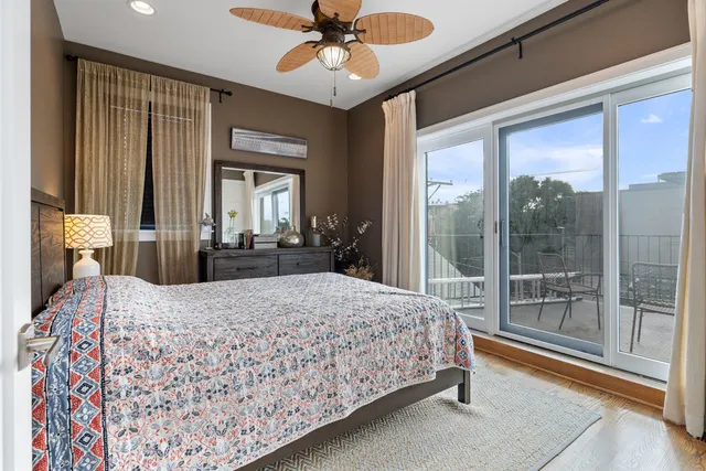 $915,000 | 2424 North Ashland Avenue, Unit PH, Chicago, IL 60614