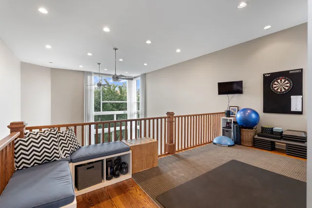 $915,000 | 2424 North Ashland Avenue, Unit PH, Chicago, IL 60614