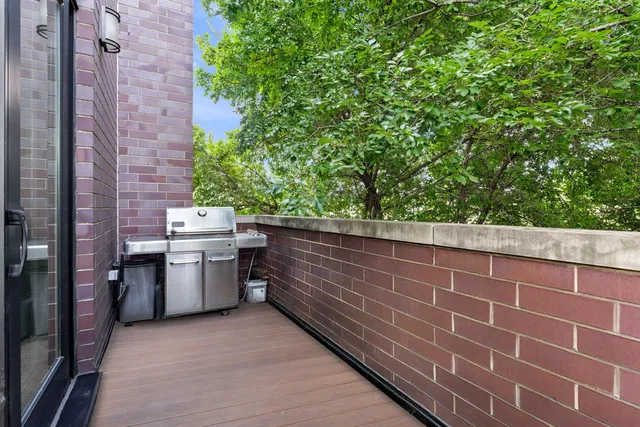 $915,000 | 2424 North Ashland Avenue, Unit PH, Chicago, IL 60614