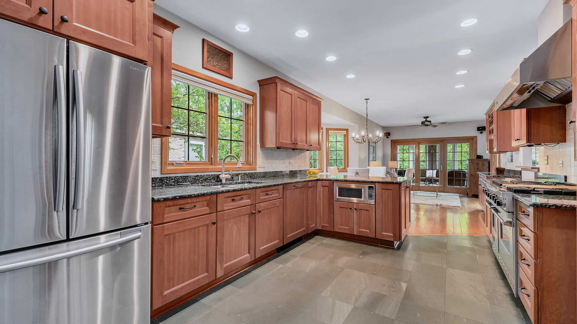 33 Lancaster Court Burr Ridge, IL 60527 - Photo 4 of 42
