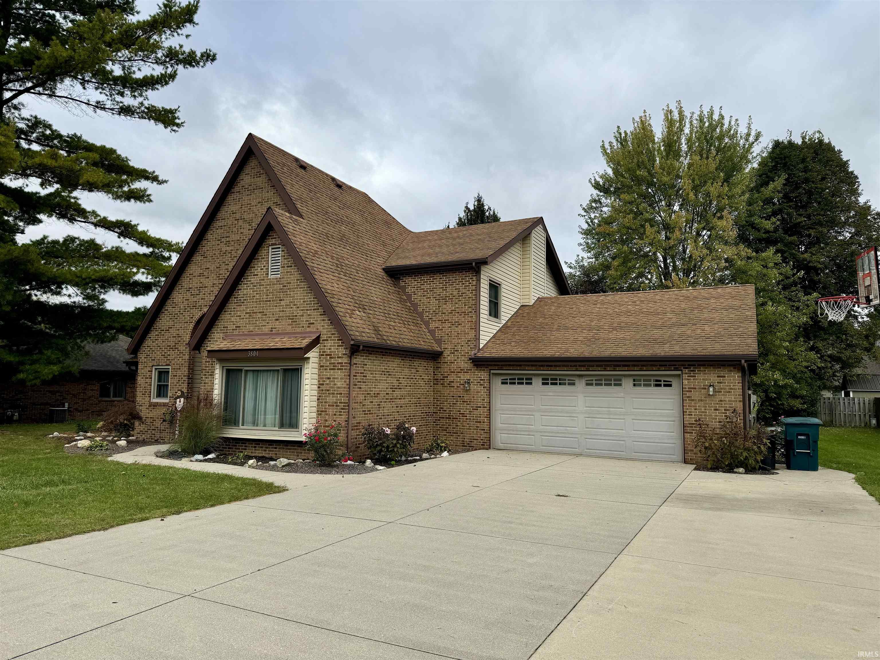 3804 West Riggin Road Muncie, IN 47304 - Photo 3 of 21 Gallery Image 3