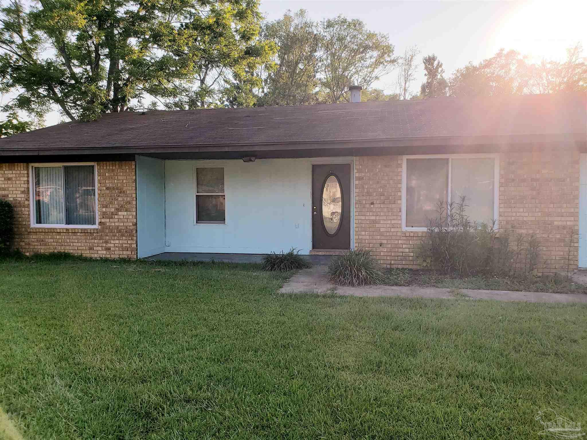 4233 North Island Road Milton, FL 32571 - Photo 2 of 24