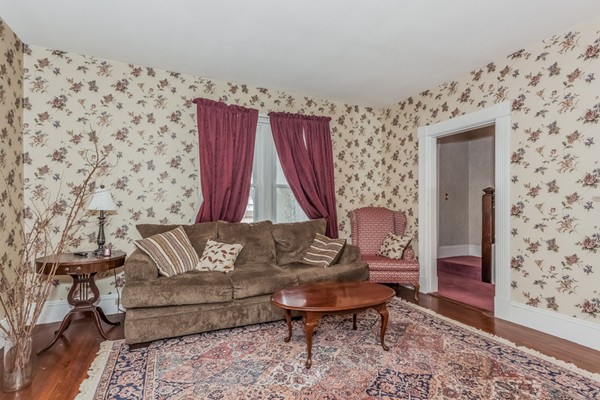 366 Springfield Street Springfield, MA 01107 - Photo 6 of 25 Gallery Image 6