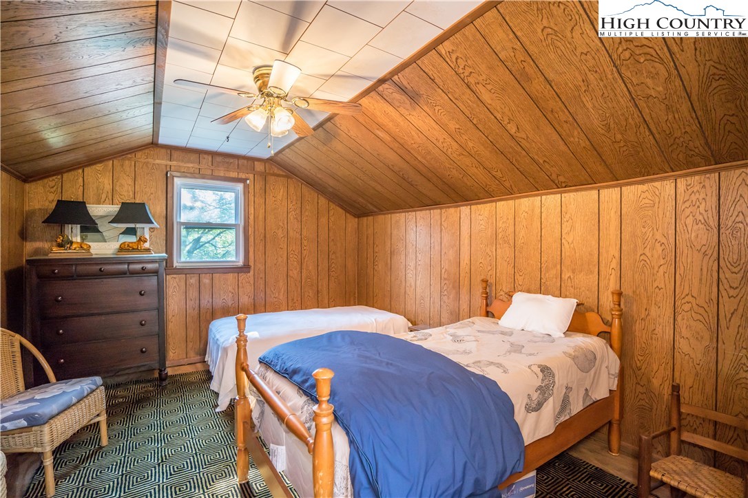 672 Ransom Street Blowing Rock, NC 28605 - Photo 11 of 13 Gallery Image 11