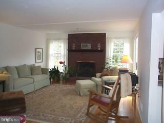 2 Bayberry Road Princeton, NJ 08540 - Photo 3 of 6