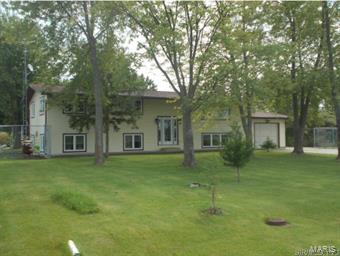13034 Stolletown Road Breese, IL 62230 - Photo 1 of 25