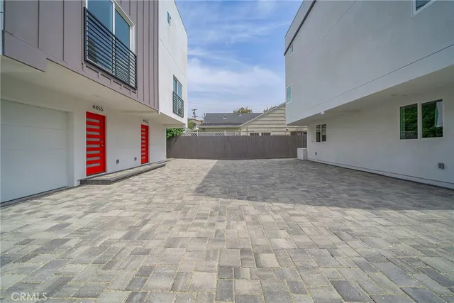 $5,000 | 4455 Colfax Avenue, Unit 4, Studio City, CA 91607