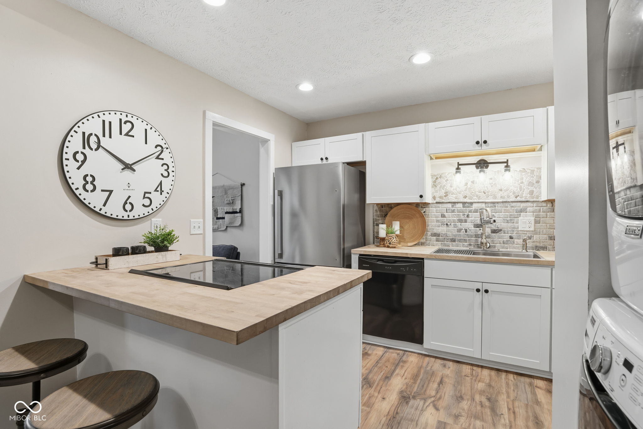 5952 Highgate Circle East Indianapolis, IN 46250 - Photo 14 of 47