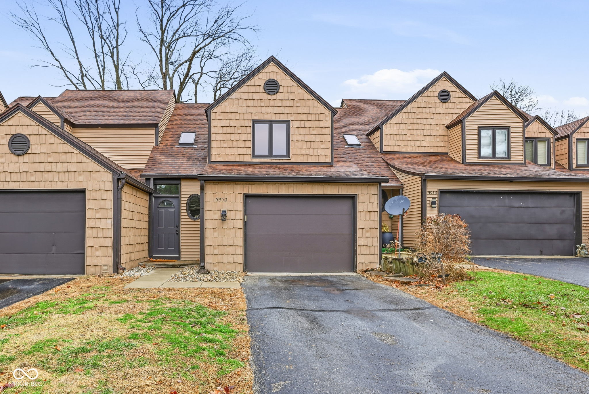 5952 Highgate Circle East Indianapolis, IN 46250 - Photo 2 of 47