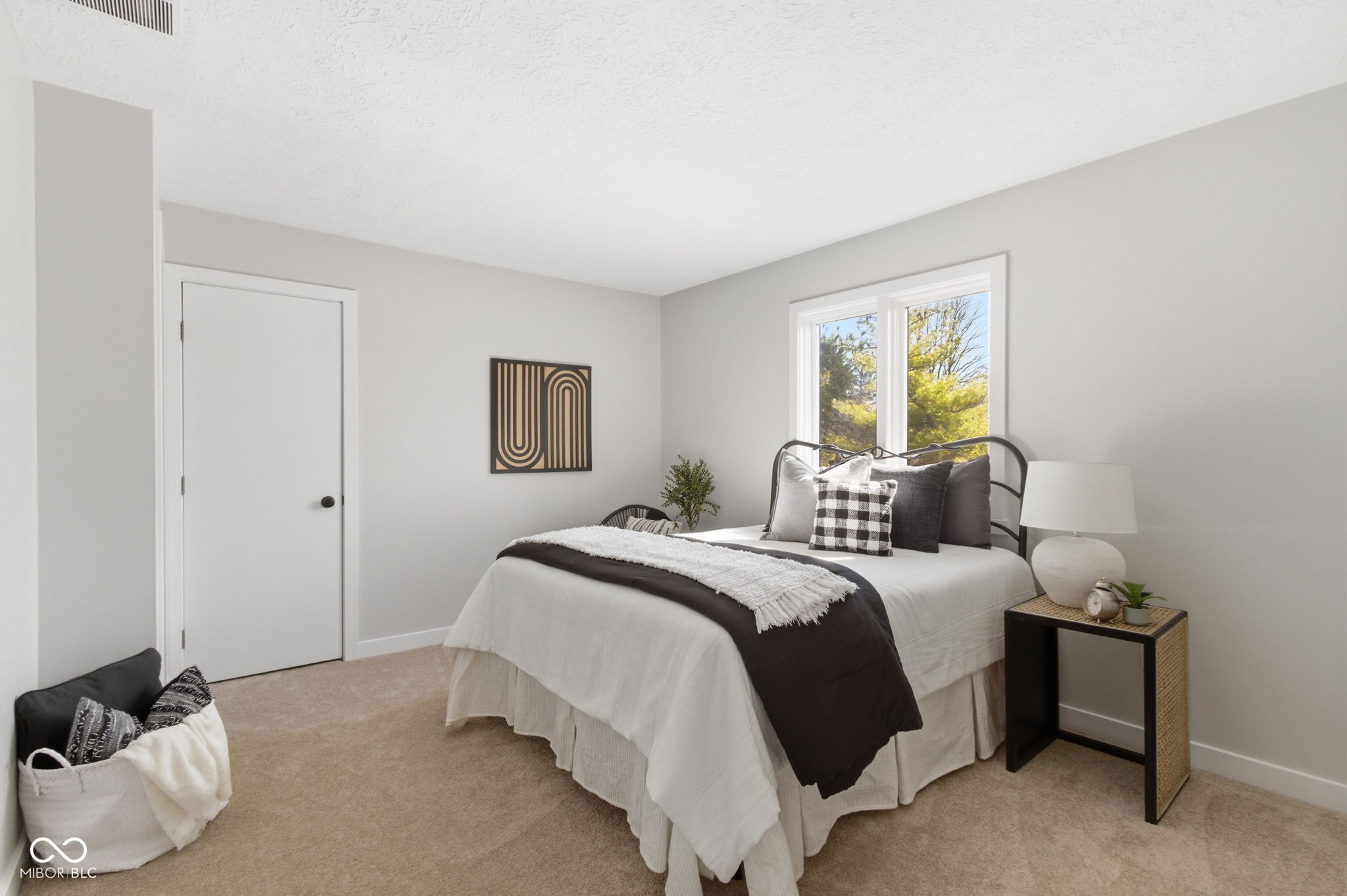 5952 Highgate Circle East Indianapolis, IN 46250 - Photo 28 of 47