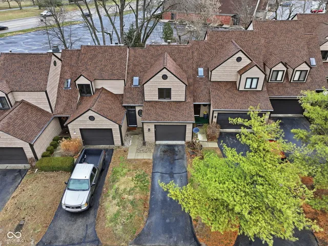 $215,000 | 5952 Highgate Circle East, Indianapolis, IN 46250