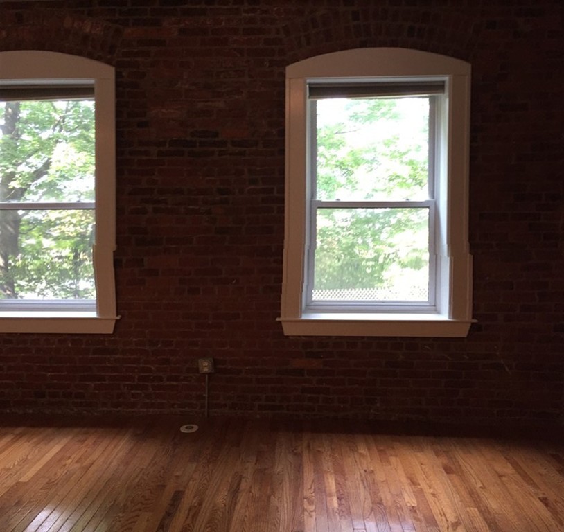 32 Providence Street, Unit 1 Worcester, MA 01604 - Photo 5 of 20