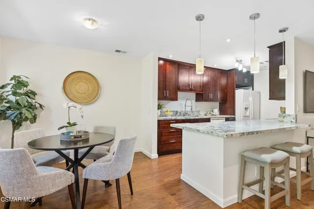 $675,000 | 23637 Park Capri, Unit 36, Calabasas, CA 91302