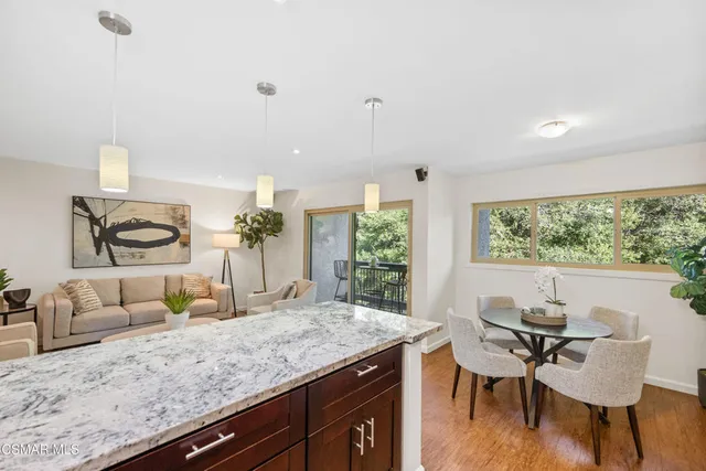 $675,000 | 23637 Park Capri, Unit 36, Calabasas, CA 91302