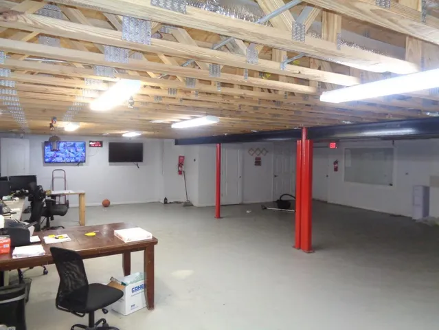 a bathroom with a toilet