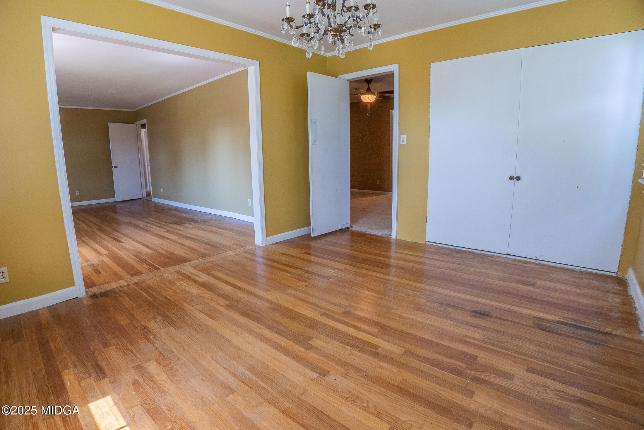2939 General Lee Road Macon, GA 31204 - Photo 9 of 38 a view of a hallway with wooden floor