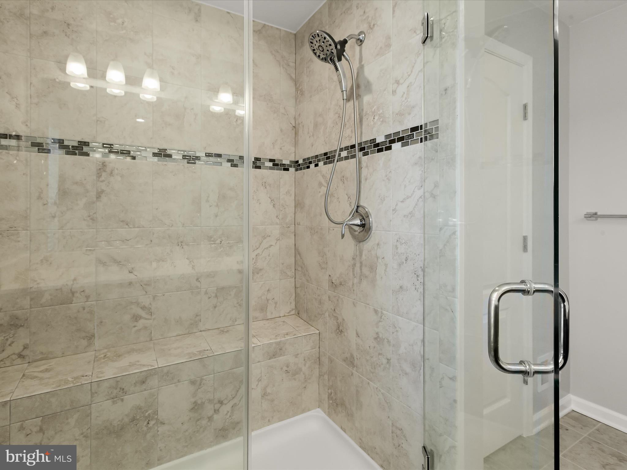 2946 Timberneck Way Hanover, MD 21076 - Photo 19 of 51 Primary Bath