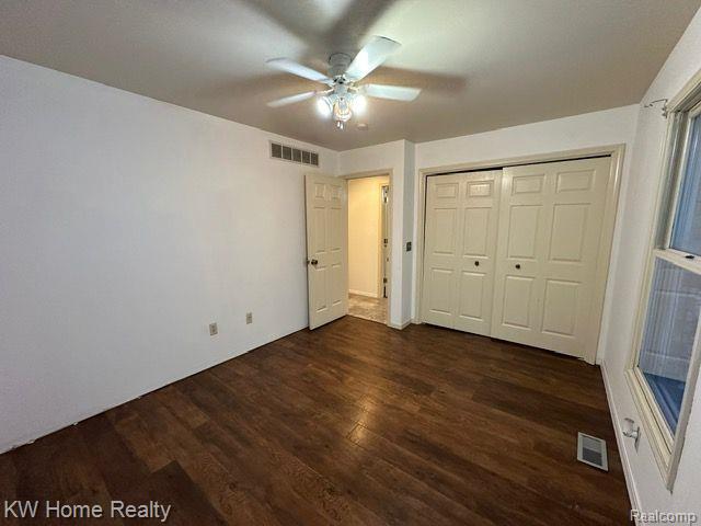 26528 Farmington Road Farmington Hills, MI 48334 - Photo 18 of 28 Gallery Image 18