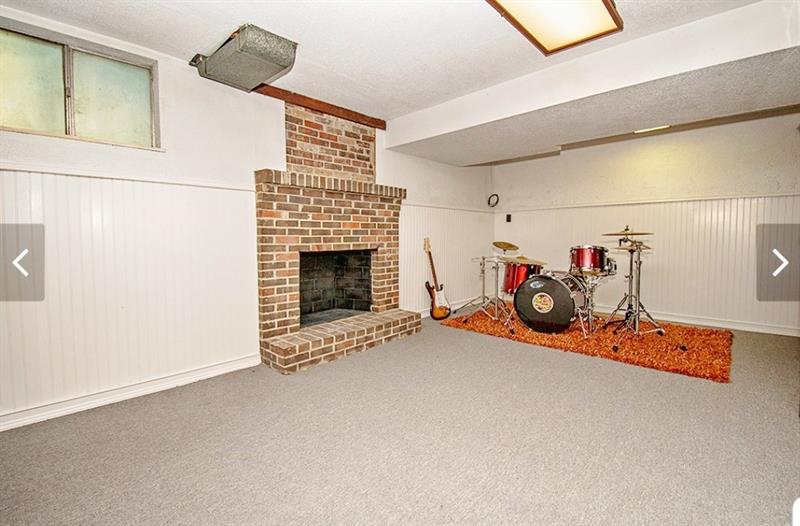 1724 Fox Chapel Road Pittsburgh, PA 15238 - Photo 19 of 25 Gallery Image 19