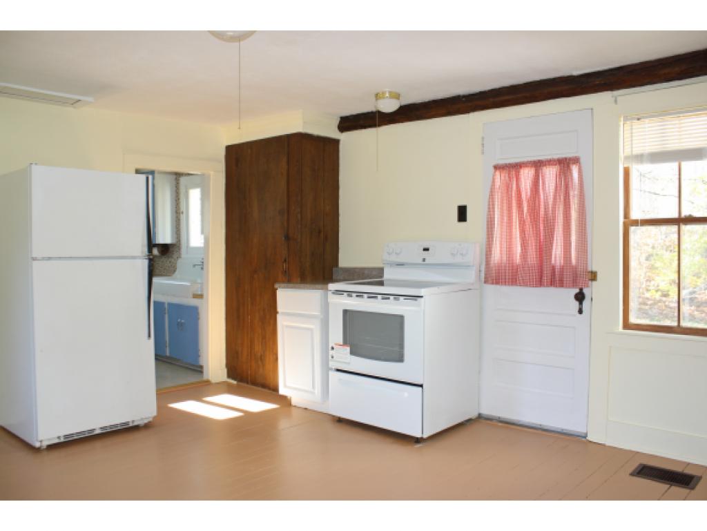 516 Old Hollow Road Ferrisburgh, VT 05473 - Photo 2 of 18 Gallery Image 2