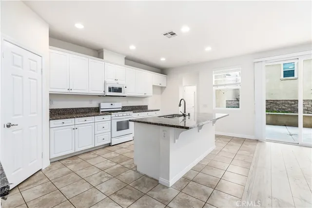 $826,000 | 13044 Bramble Street, Eastvale, CA 92880