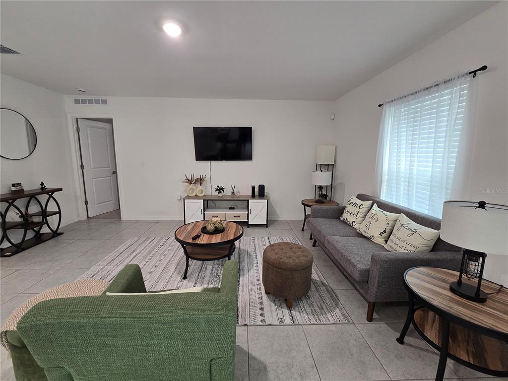 15271 Green Jay Road Weeki Wachee, FL 34614 - Photo 6 of 25