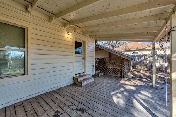 $1,495 | 2721 Janice Lane, Fort Worth, TX 76112
