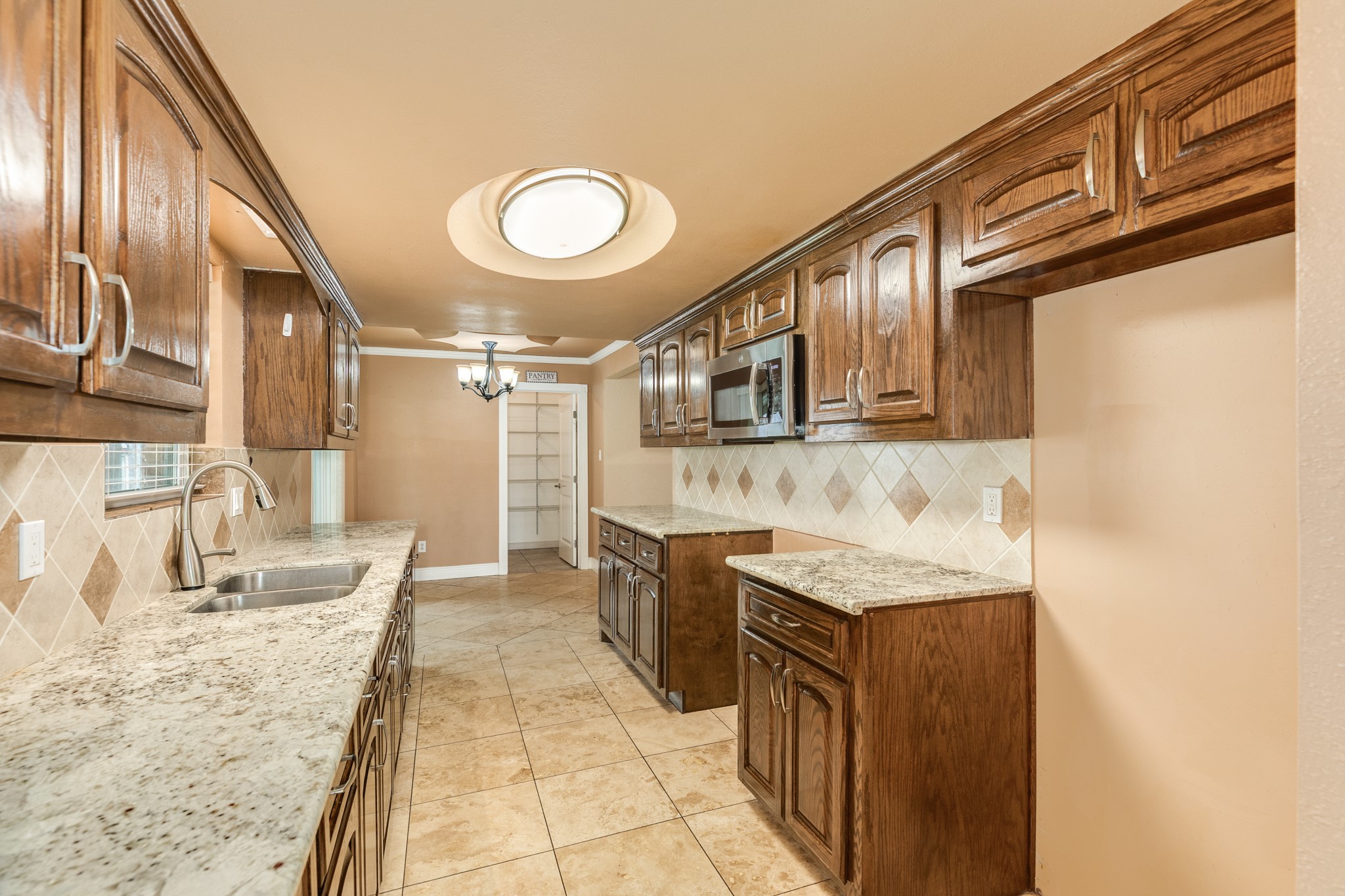 400 Pecan Estates Road, Unit C616R Angleton, TX 77515 - Photo 9 of 21