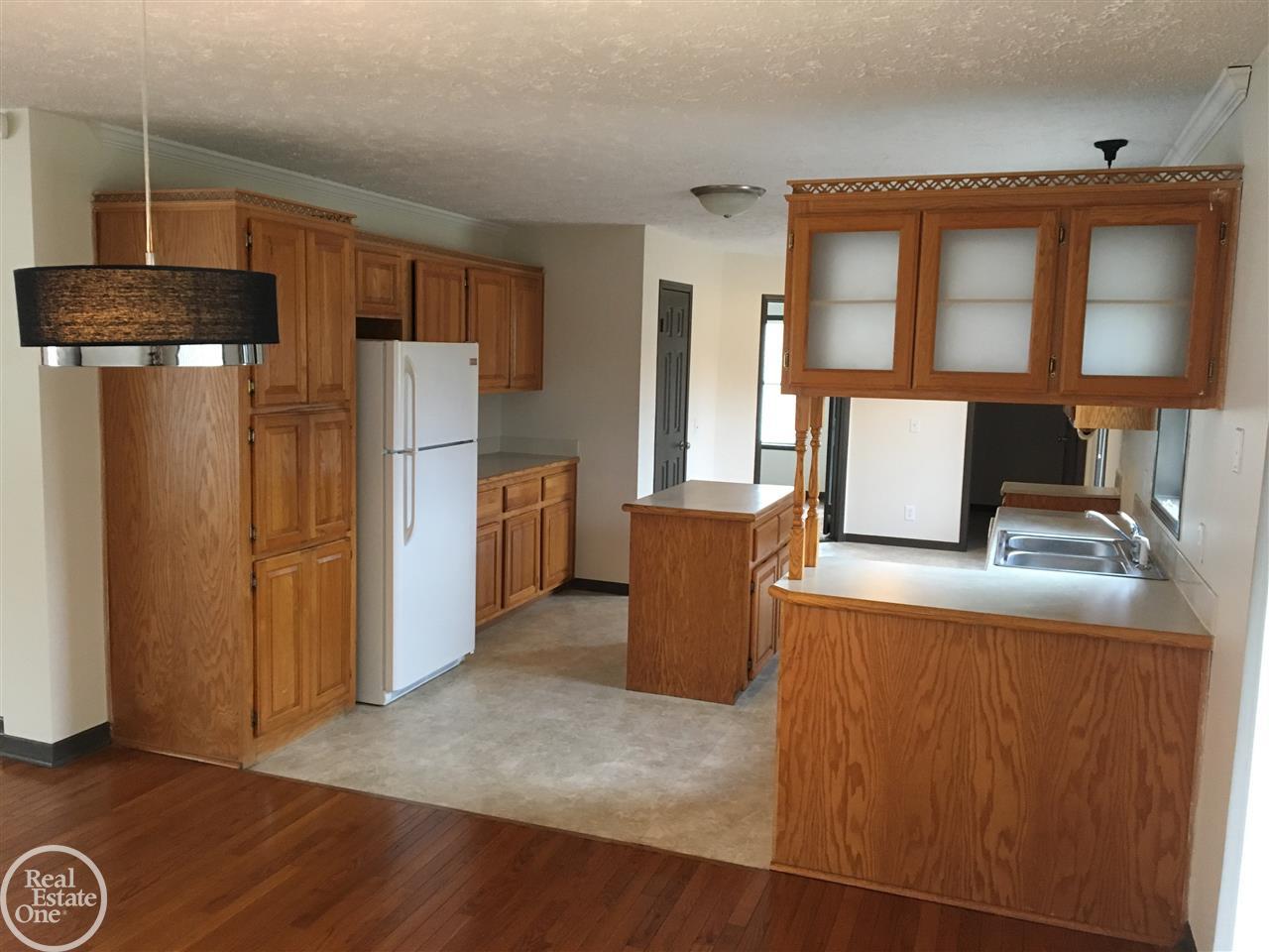 2711 Michigan Road Port Huron, MI 48060 - Photo 22 of 31