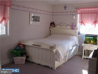 329 Kennerly Road Springfield, PA 19064 - Photo 10 of 12