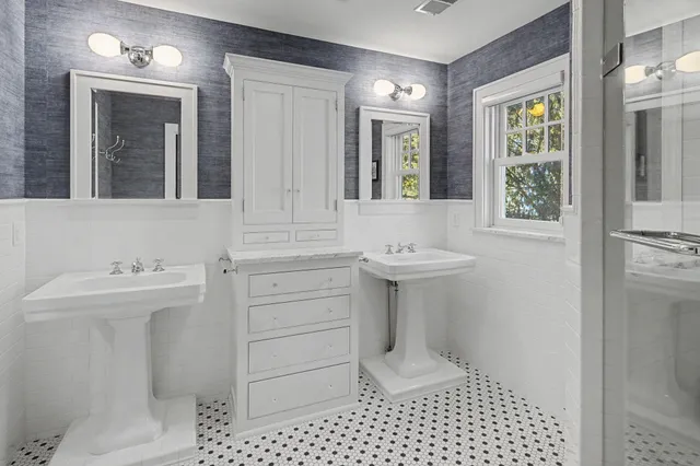 $1,795,000 | 259 Woodlawn Avenue, St. Paul, MN 55105