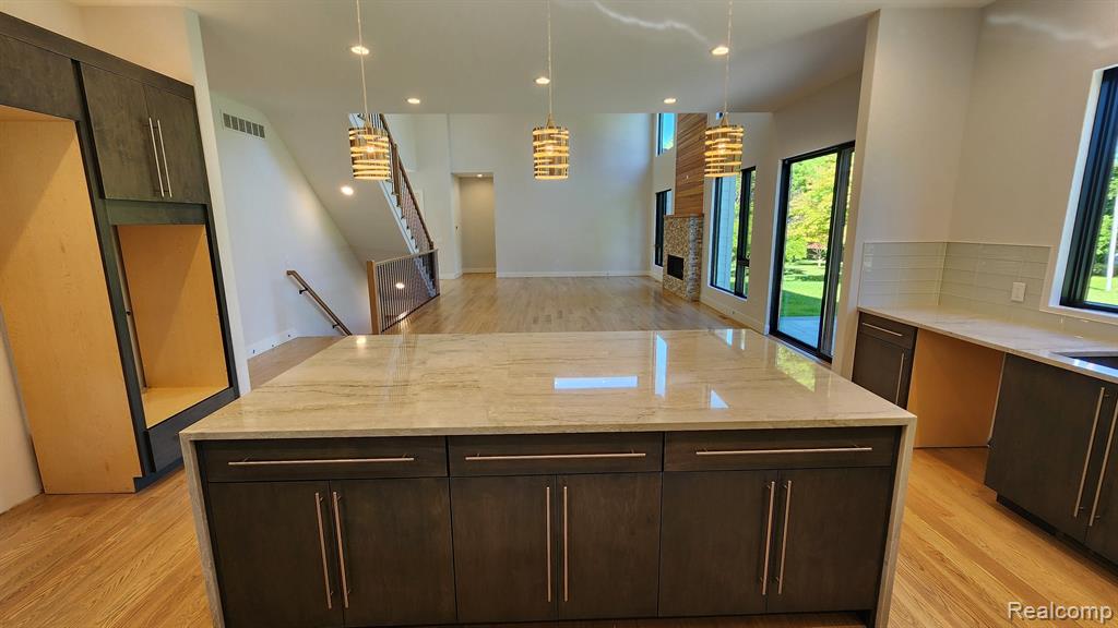 4776 Walnut Lake Road Bloomfield Hills, MI 48301 - Photo 31 of 86