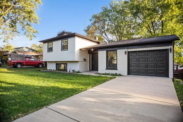 $399,500 | 615 Nolan Avenue, Glendale Heights, IL 60139