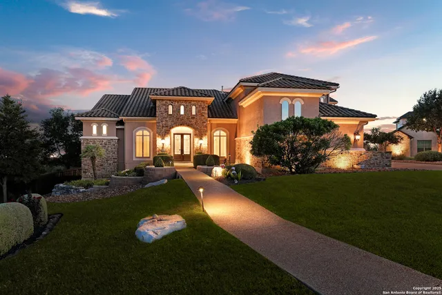 $1,250,000 | 438 Pueblo Pintado, Helotes, TX 78023